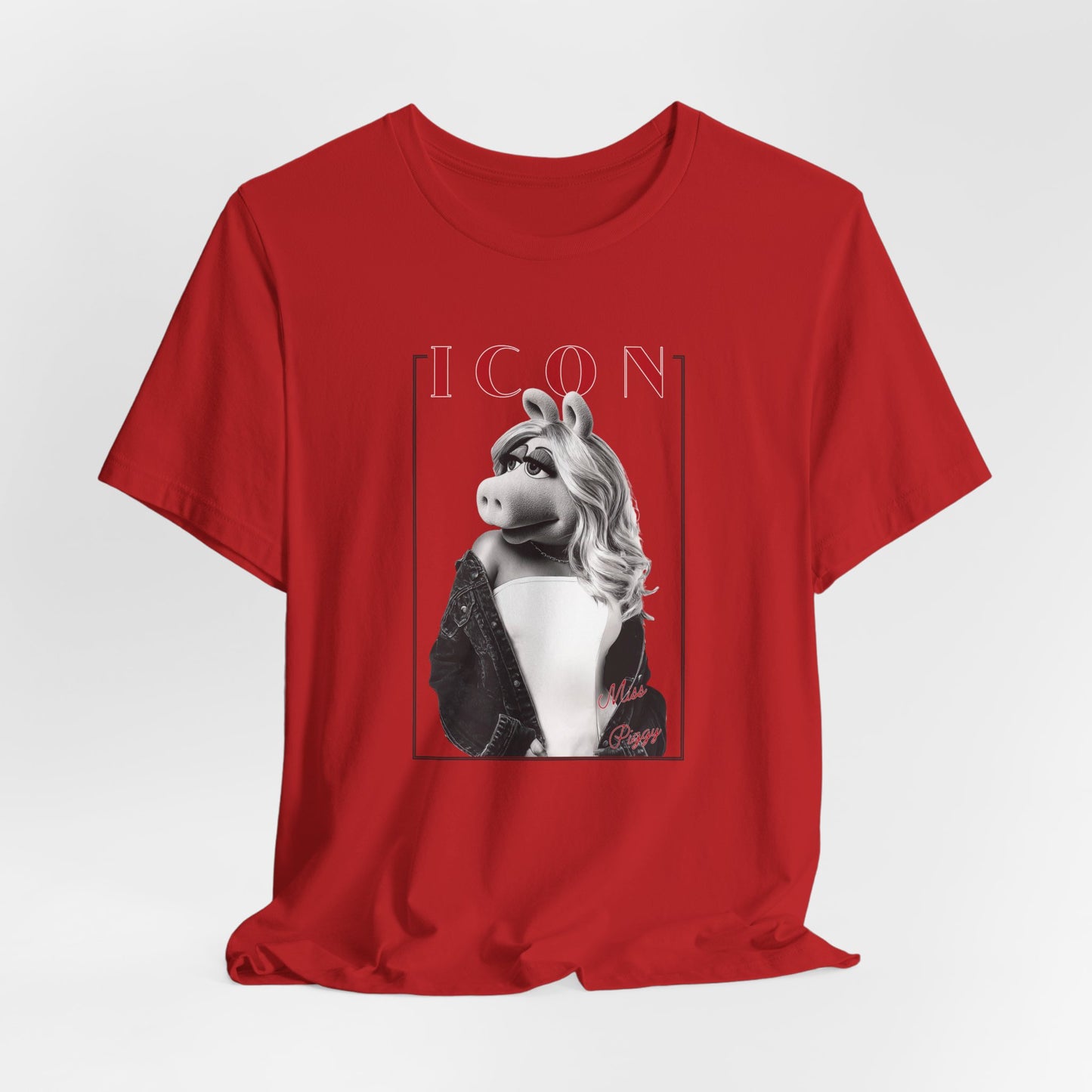 Icon Piggy Portrait Graphic T-Shirt