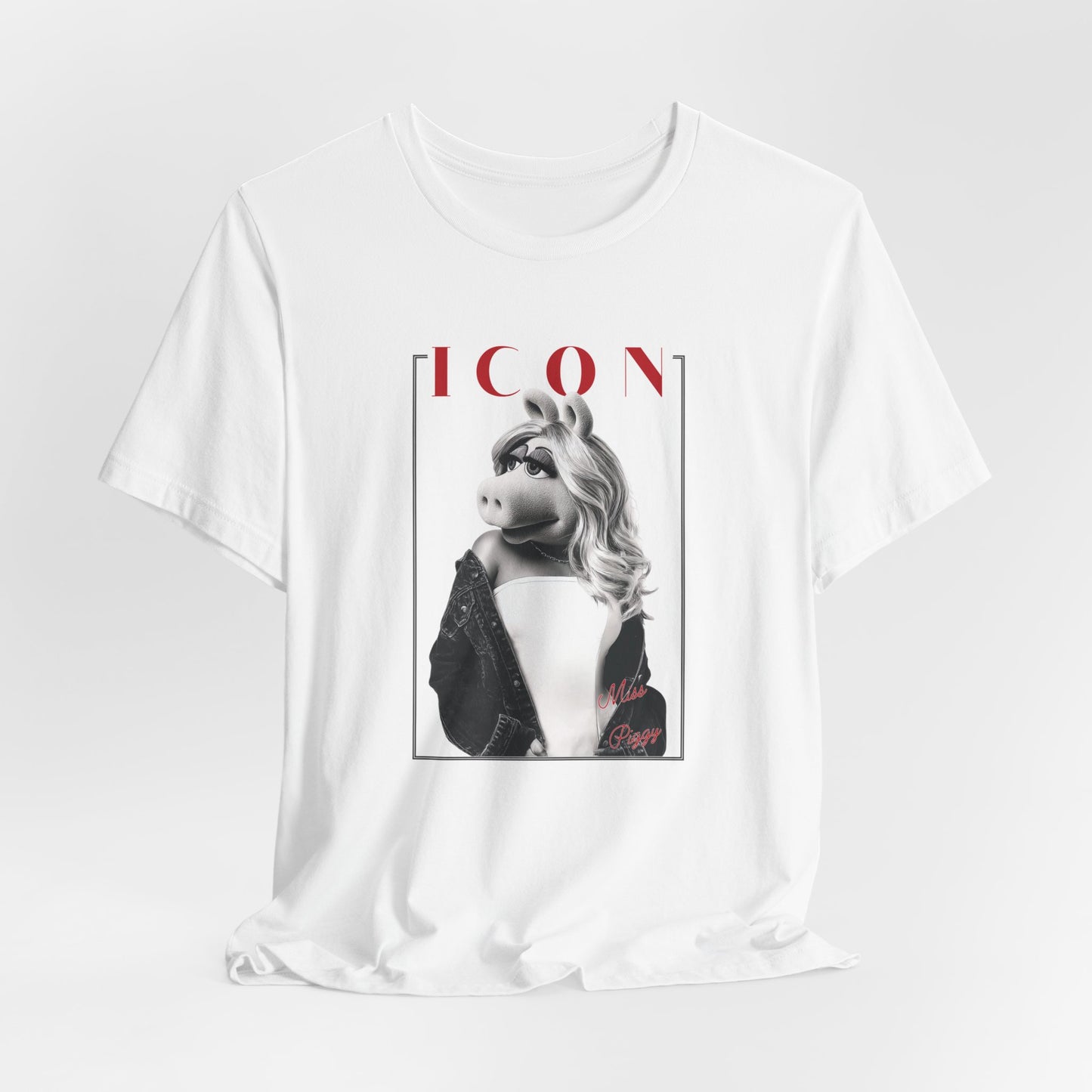 Icon Piggy Portrait Graphic T-Shirt