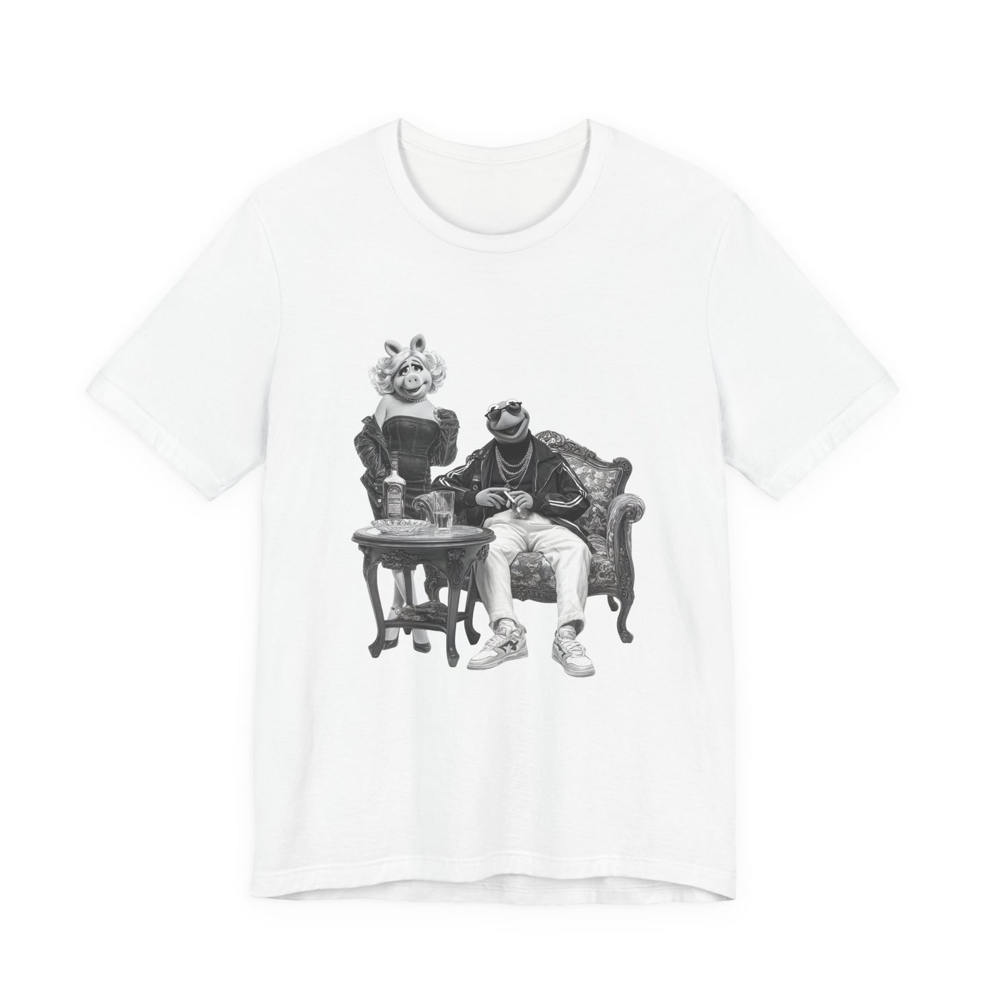 Vintage Kermit and Miss Piggy Muppet Couple  Graphic Tee